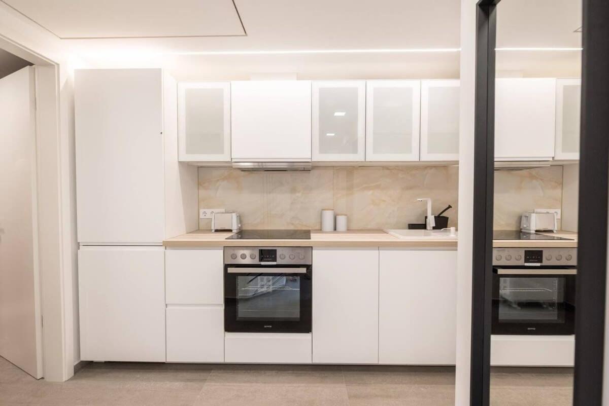 Renovated Design Apartment Close To The Danube Budapest Exterior photo